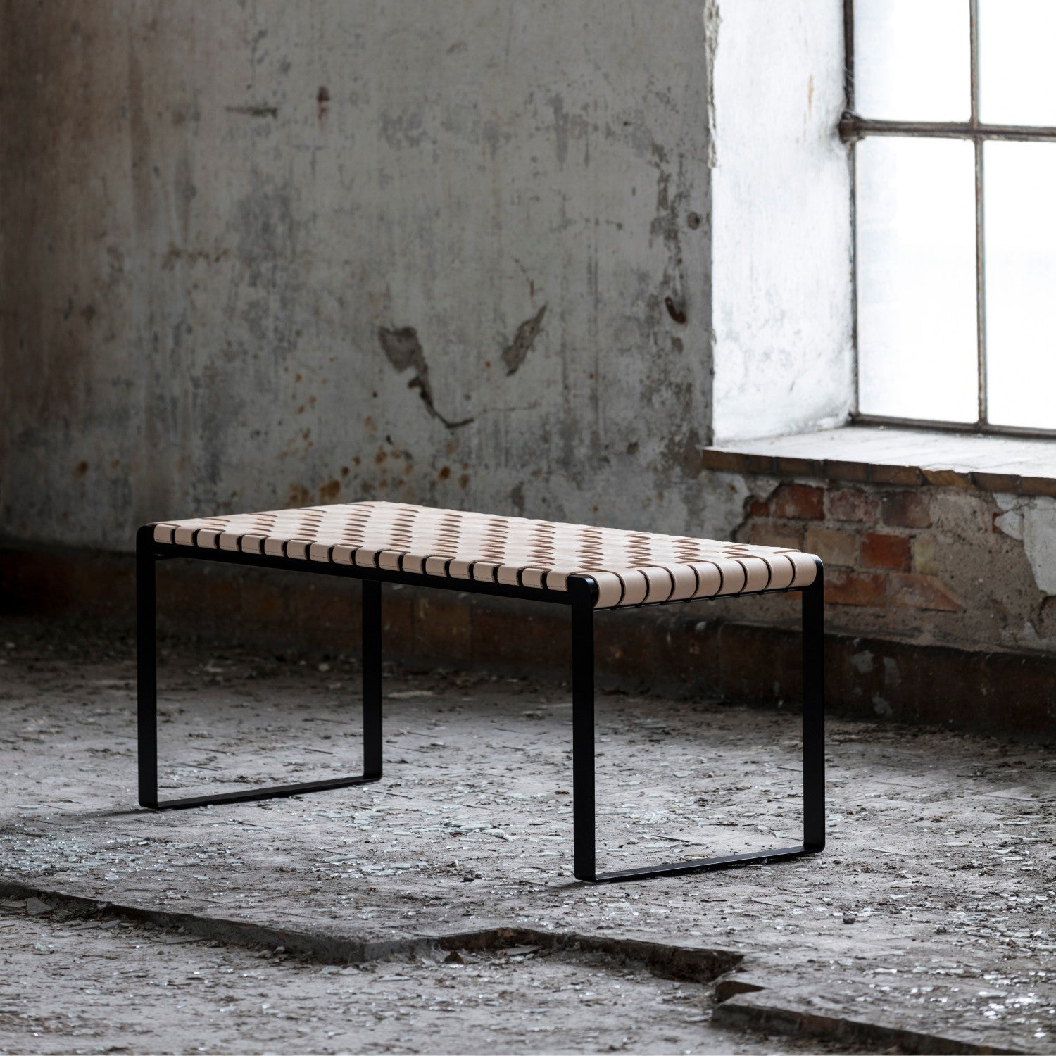 PLAITED - Bench