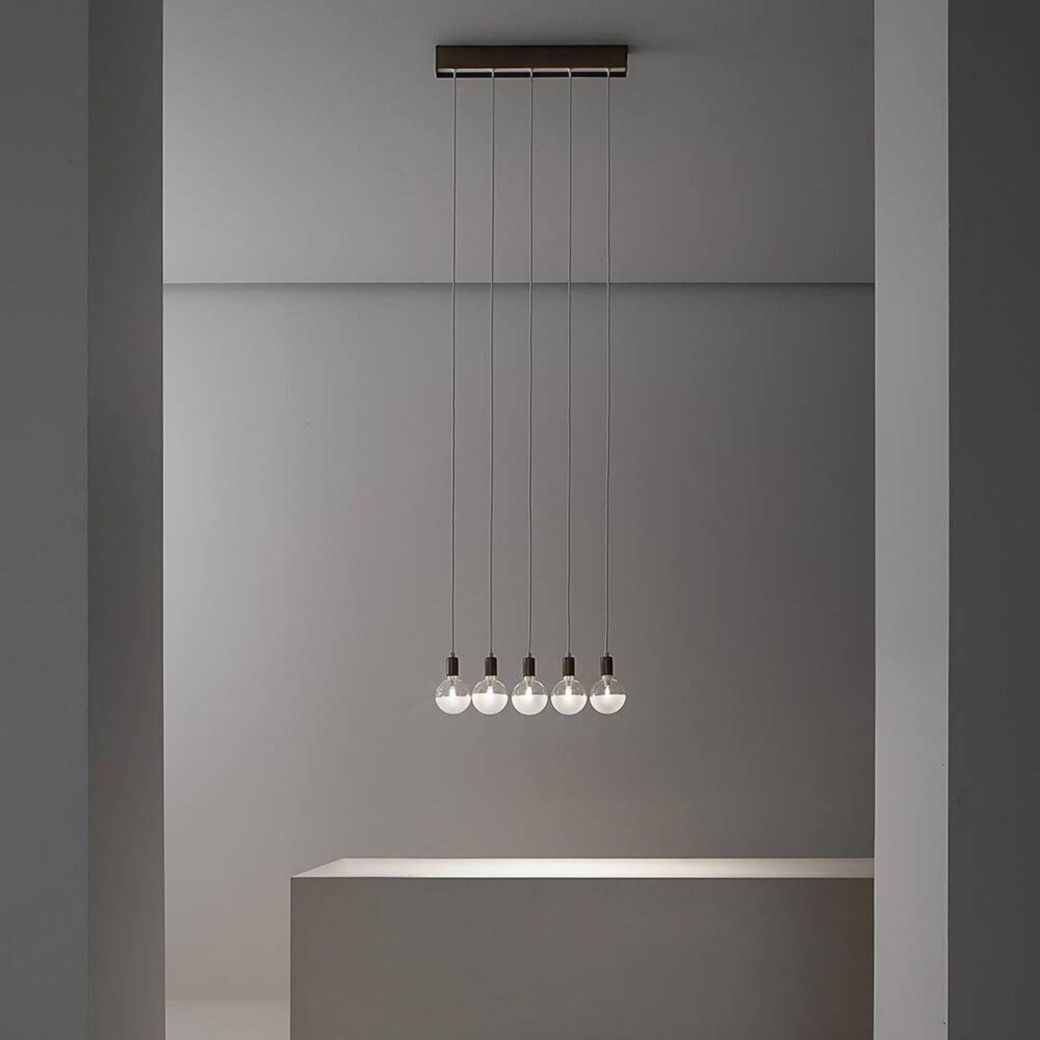 Vesoi Up/Down - Pendant Light – Luminesy