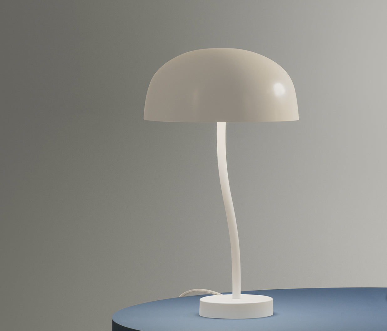 CURVE - Table Lamp