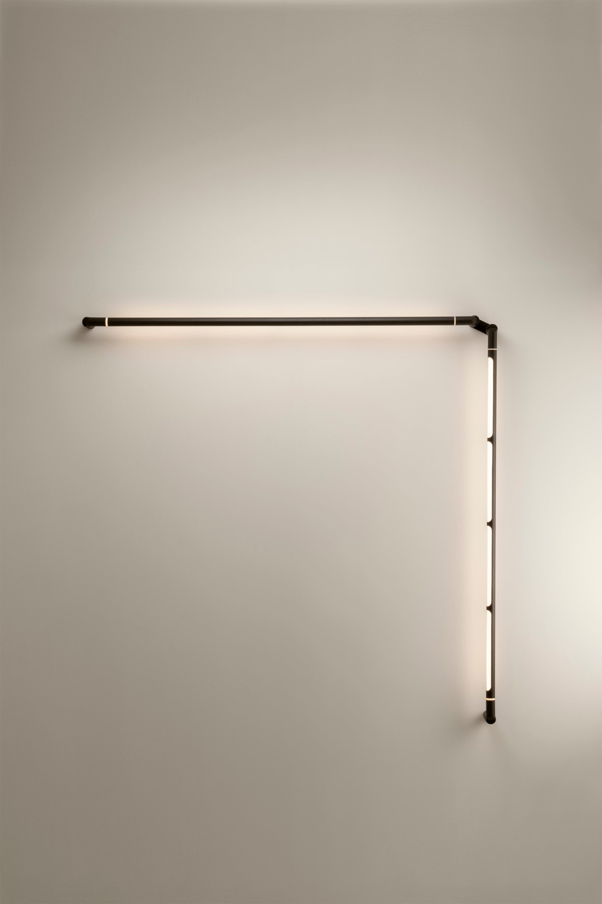 ARCO 4000X2 - Wall Light Composition