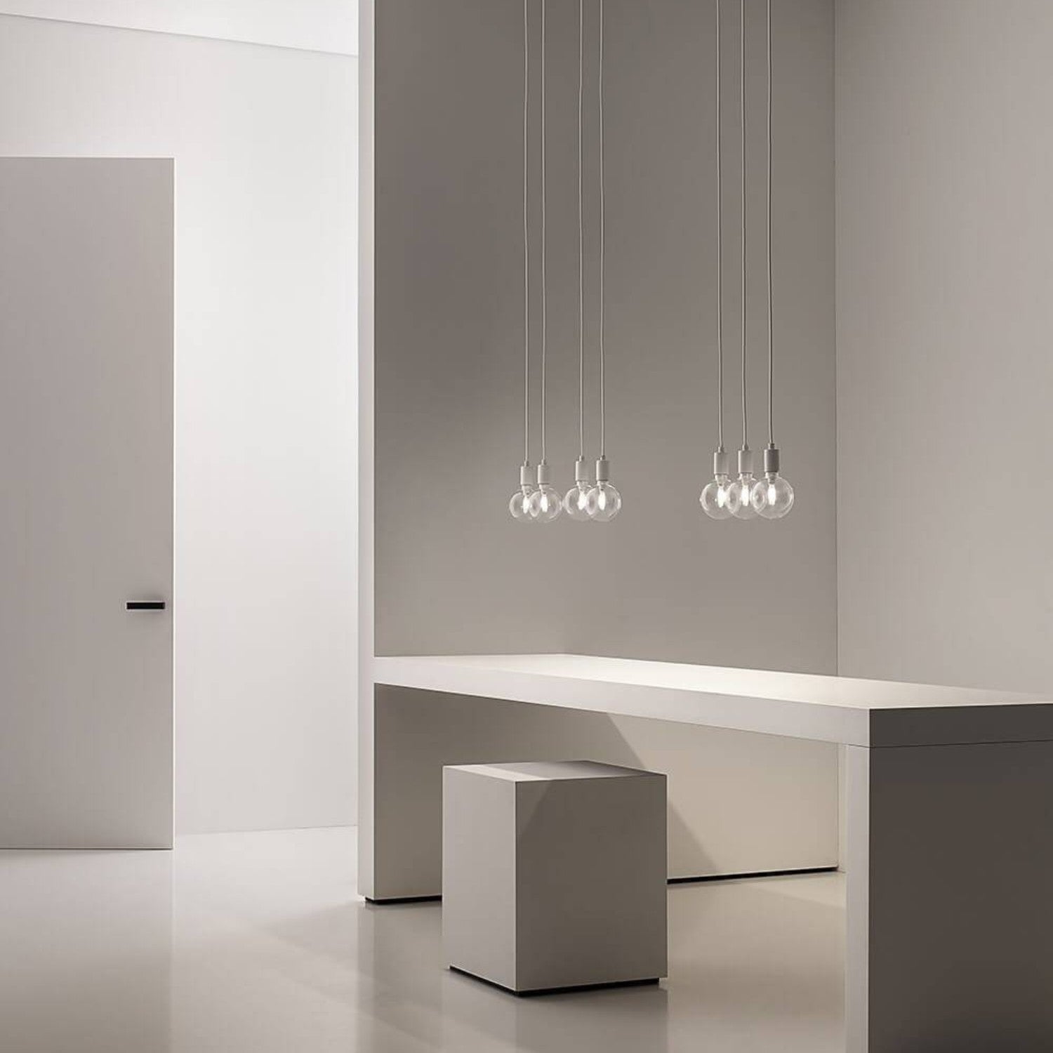 Vesoi Up/Down - Pendant Light – Luminesy