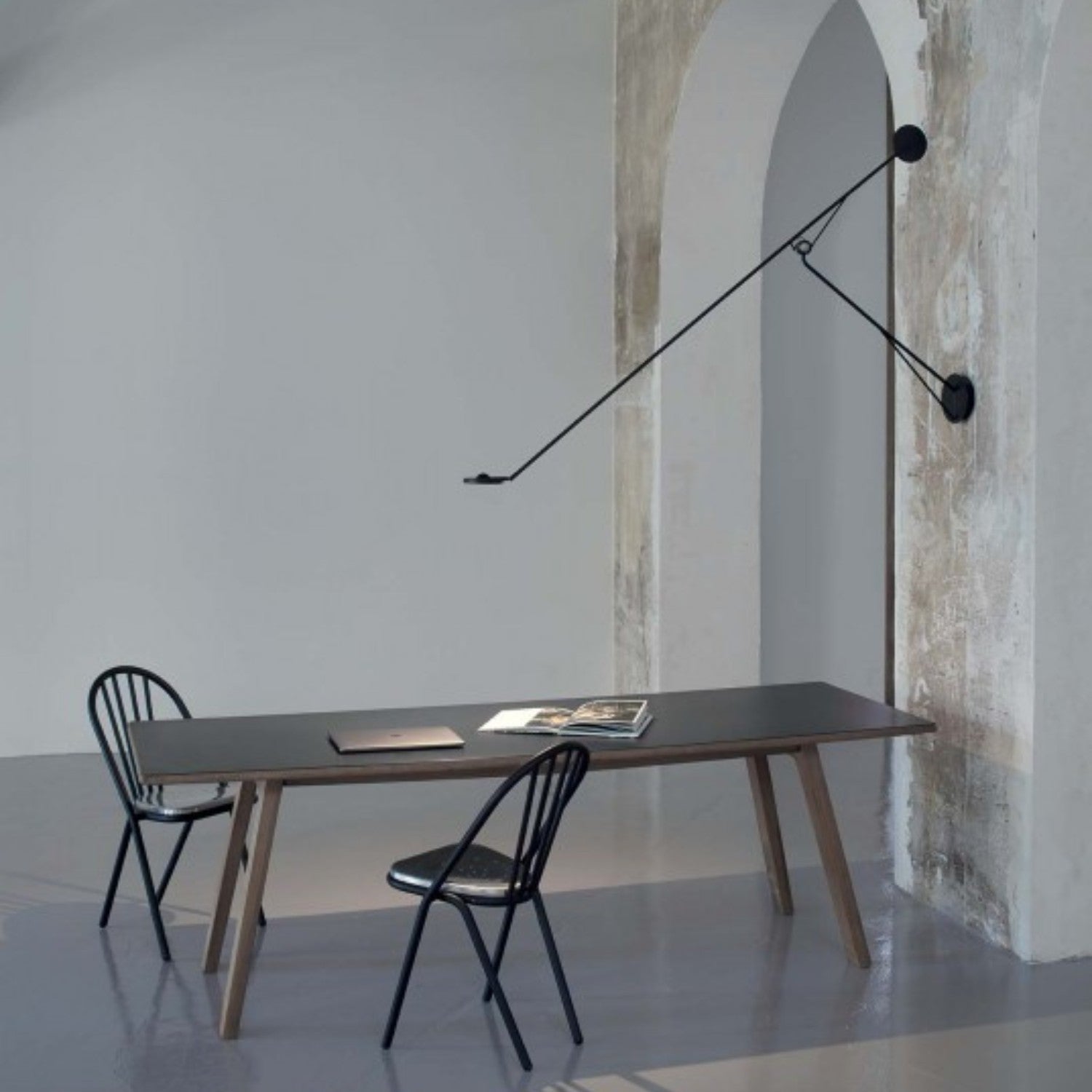 AARO - Wall Light
