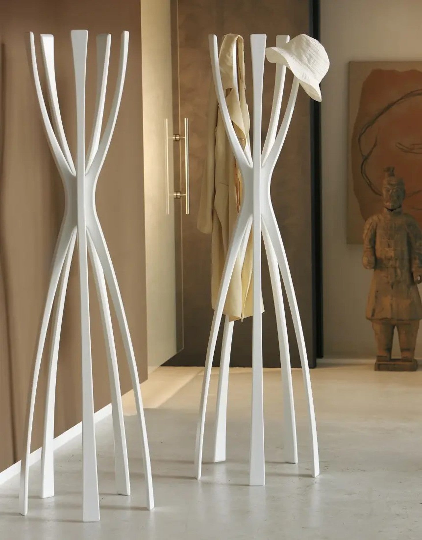 Porada Flamingo Coat Hanger Luminesy - Main Image