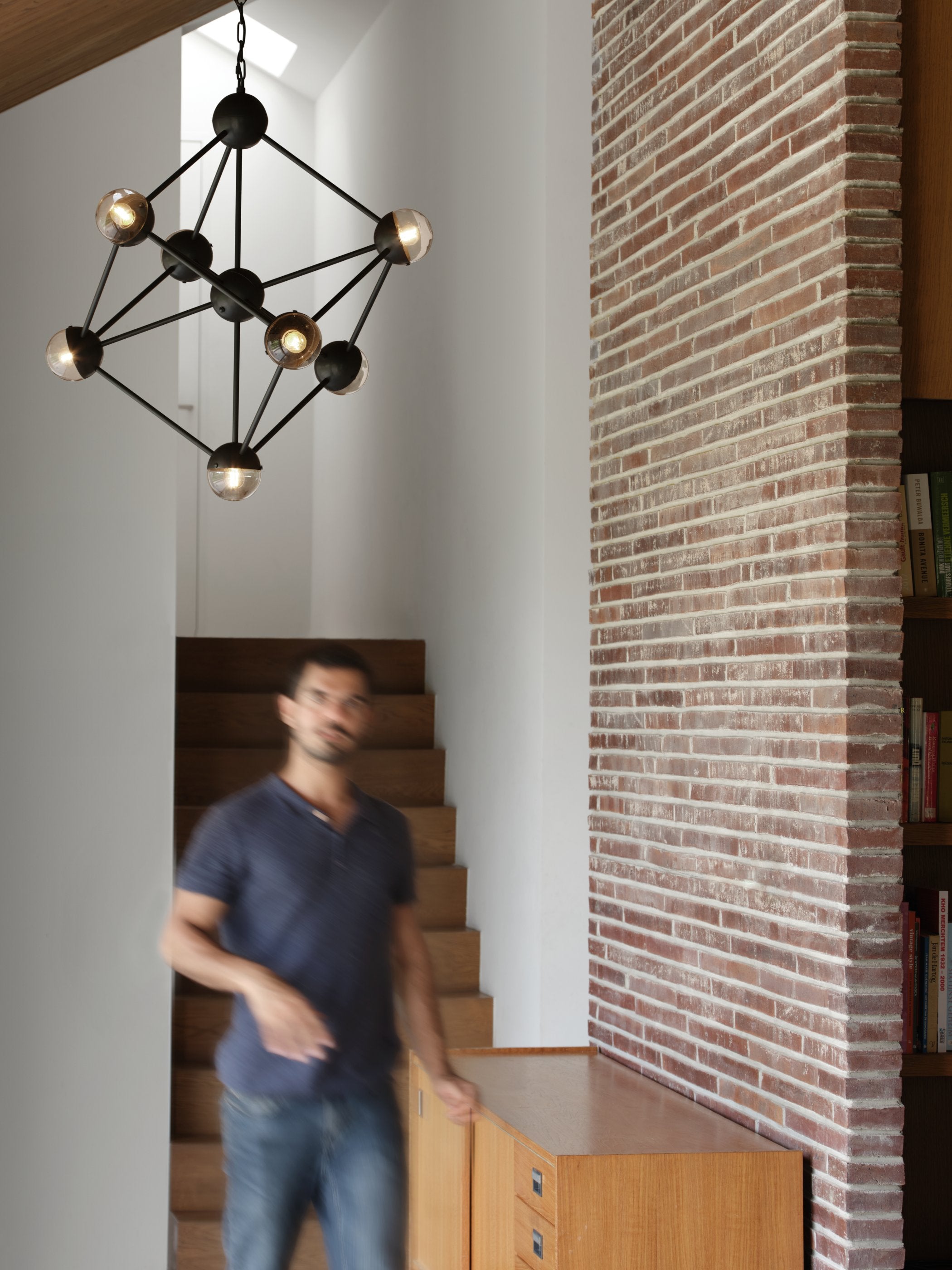 Schwung Molecule - Brass & Glass pendant Light – Luminesy