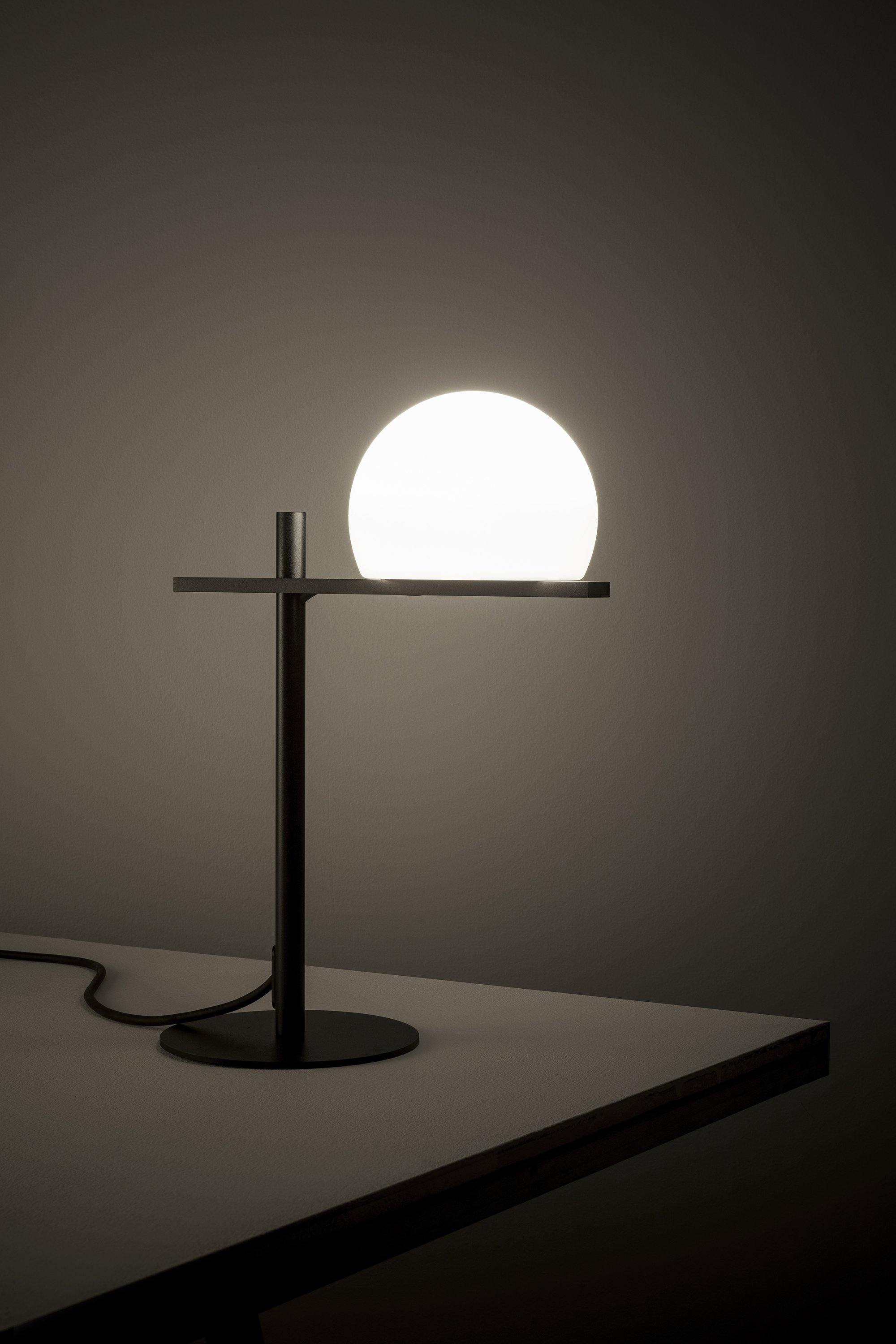 CIRC - Desk Lamp - Luminesy