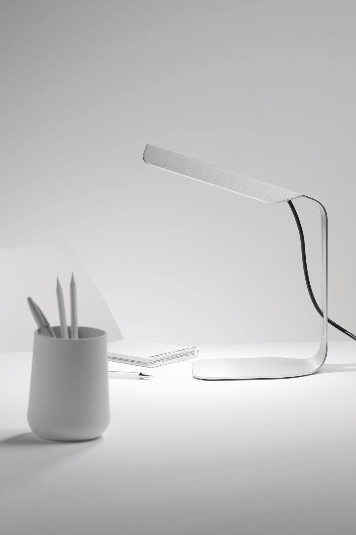 FOLIO - Desk Lamp - Luminesy